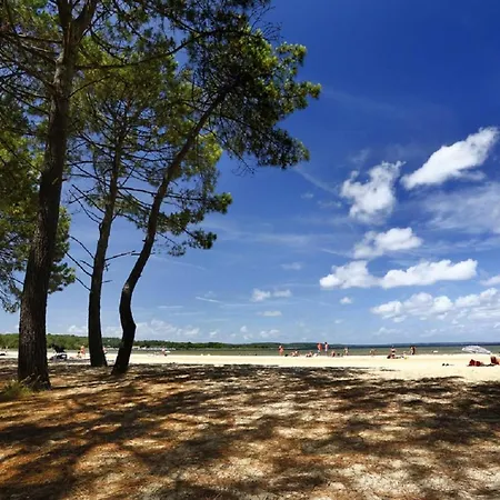 - T2 A Deux Pas De La Plage, Parking Prive - Fr-1-877-54